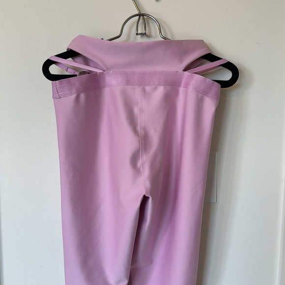ALO YOGA no longer made sold out pink garder belt leggings S - Picture 8 of 8